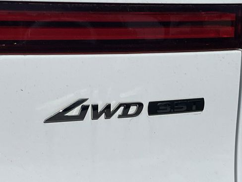 Used 2025 Genesis GV70 3.5T Sport w/ Sport Advanced Package image 28