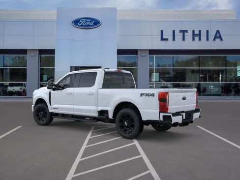 New 2026 Ford F250 Lariat w/ Black Appearance Package AWD/4WD image 4