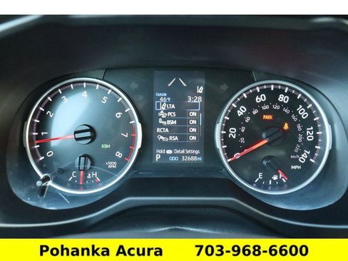 Used 2021 Toyota RAV4 LE image 9