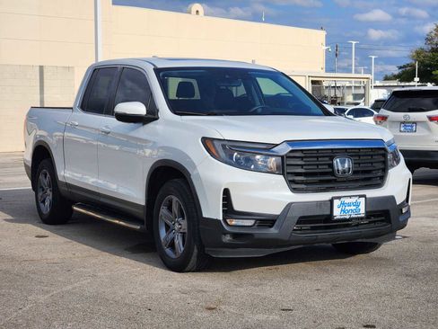 Certified 2021 Honda Ridgeline RTL image 3