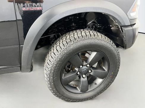 Used 2019 RAM 1500 Warlock AWD/4WD image 37