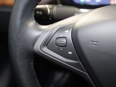 Used 2021 Tesla Model S Long Range Plus image 41