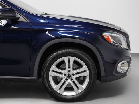 Used 2019 Mercedes-Benz GLA 250 4MATIC image 16