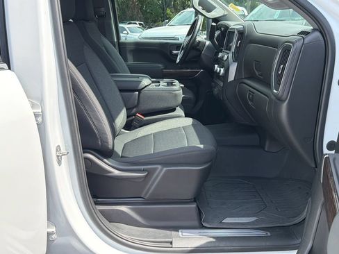 Used 2023 GMC Sierra 2500 SLE w/ SLE Value Package; AWD/4WD image 15