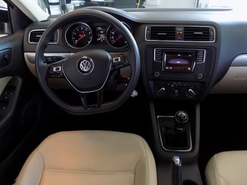 Used 2018 Volkswagen Jetta Wolfsburg Edition FWD image 11