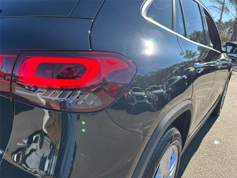 Used 2023 Mercedes-Benz GLA 250 w/ Premium Package image 11