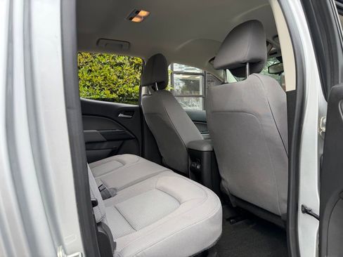 Used 2018 Chevrolet Colorado LT w/ LT Convenience Package image 36