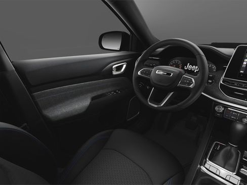 New 2026 Jeep Compass Latitude image 8