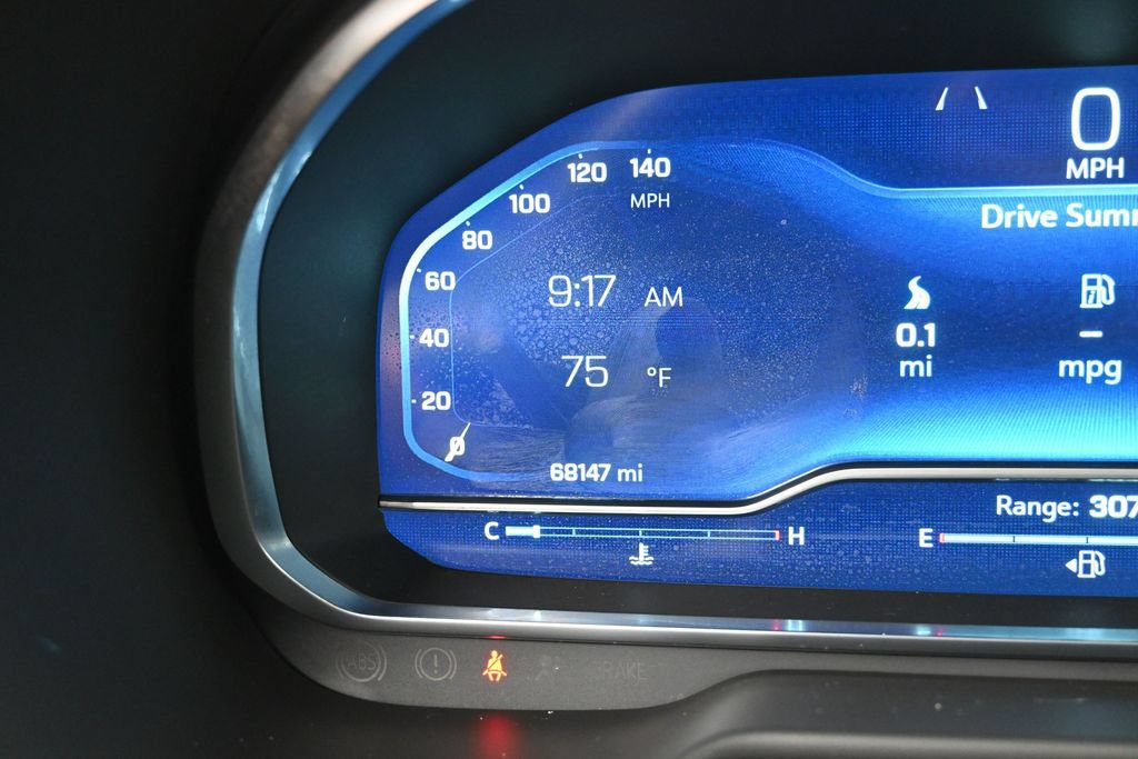 Used 2024 Chevrolet Suburban Premier RWD image 14
