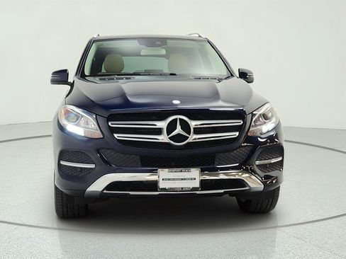 Used 2016 Mercedes-Benz GLE 350 4MATIC image 2