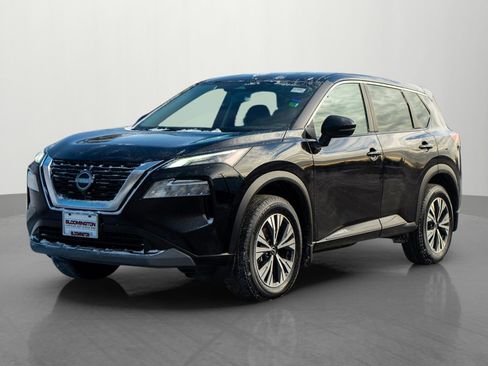 Used 2023 Nissan Rogue SV image 3