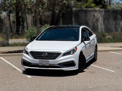 Used 2017 Hyundai Sonata Sport w/ Value Edition Package 02 FWD image 18