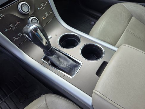 Used 2014 Ford Edge SEL w/ Equipment Group 205A image 17