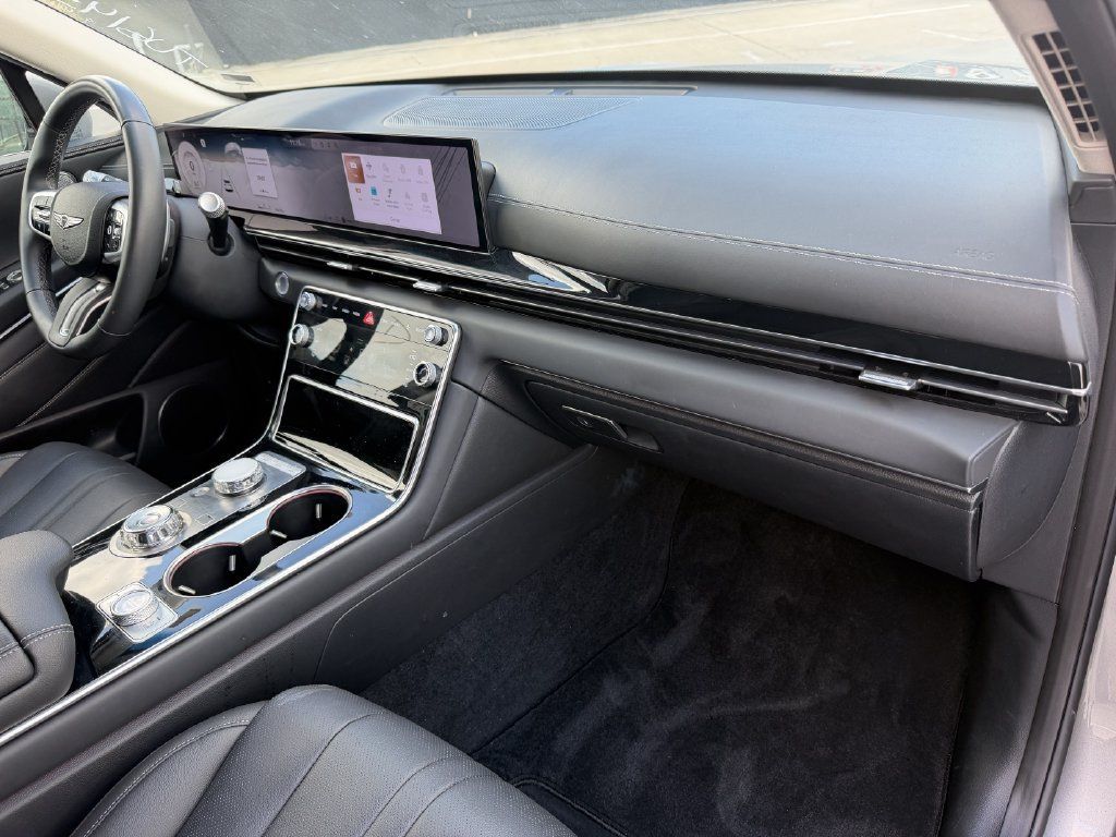 Used 2026 Genesis GV80 2.5T AWD/4WD image 29