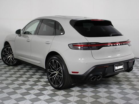 Certified 2025 Porsche Macan S image 3