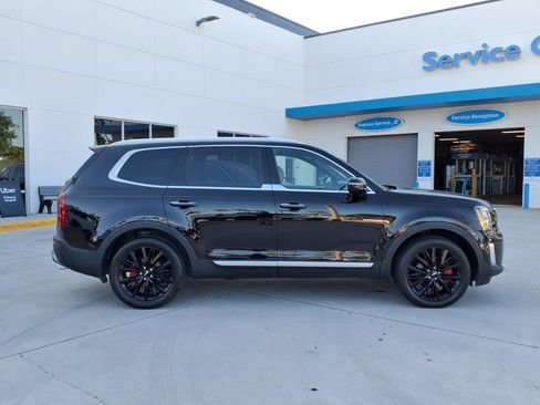 Used 2022 Kia Telluride SX FWD image 16