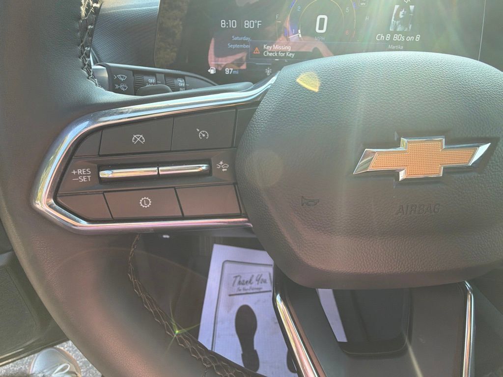 Used 2026 Chevrolet Equinox LT w/ Safety and Technology Package FWD image 14
