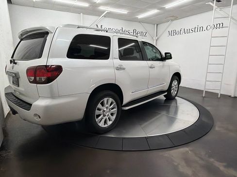Used 2021 Toyota Sequoia Platinum RWD image 7