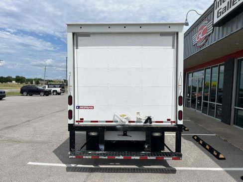 Used 2019 Mercedes-Benz Sprinter 170 image 11