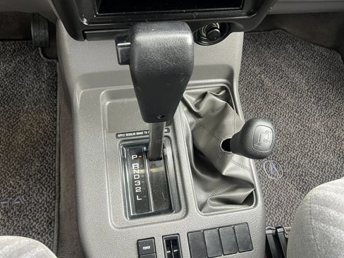 Used 1996 Acura SLX AWD/4WD image 20