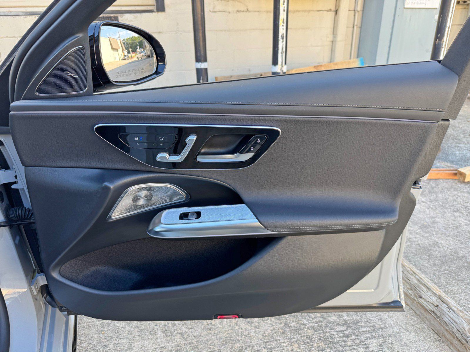 Used 2024 Mercedes-Benz E 450 4MATIC Sedan w/ MBUS Superscreen Package image 50