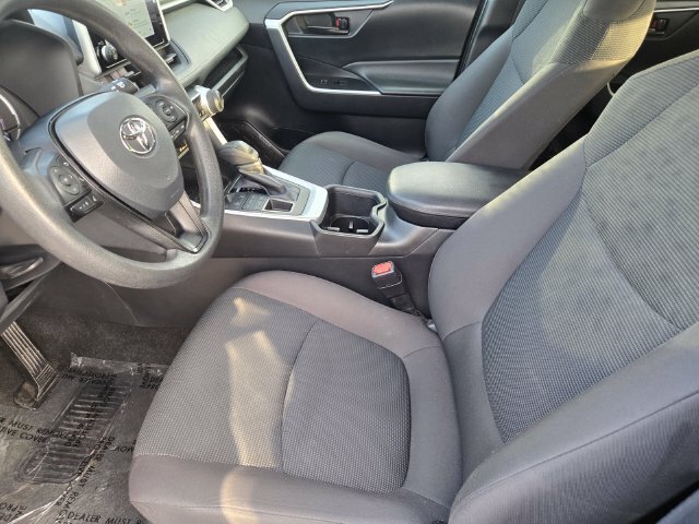 Certified 2024 Toyota RAV4 LE AWD/4WD image 16