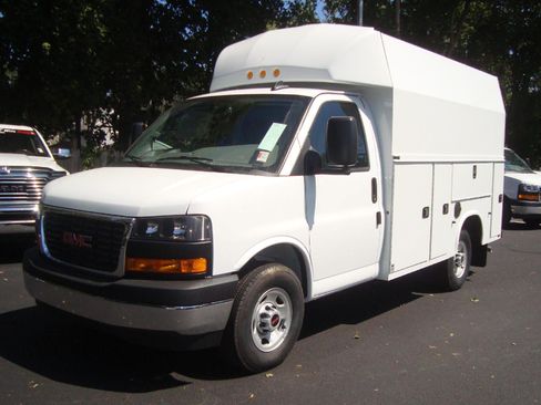 New 2025 GMC Savana 3500 w/ Power Convenience Package image 1