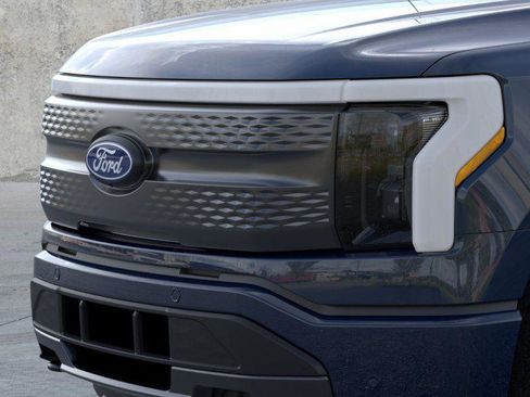 New 2025 Ford F150 Lightning Flash AWD/4WD image 17