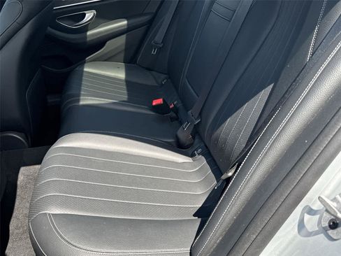 Used 2019 Mercedes-Benz E 300 4MATIC image 15