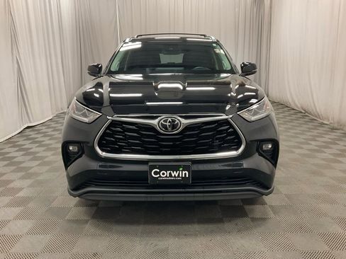 Used 2023 Toyota Highlander Limited image 7