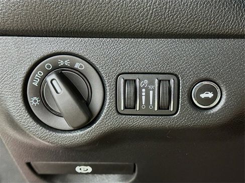 Used 2016 Dodge Challenger SRT Hellcat image 20