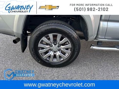 Used 2023 Toyota Tacoma Limited image 11