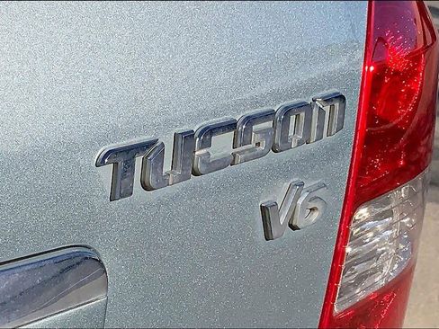 Used 2005 Hyundai Tucson GLS image 9