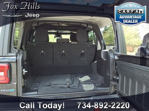 Used 2025 Jeep Wrangler Unlimited Rubicon 4xe w/ Safety Group AWD/4WD image 10