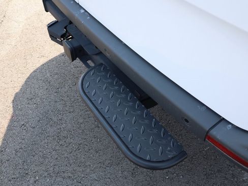 Used 2024 Mercedes-Benz Sprinter 3500 image 10