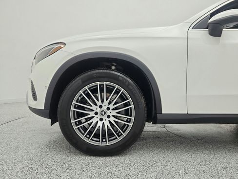 Certified 2026 Mercedes-Benz GLC 300 image 17