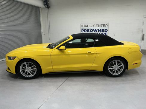 Used 2016 Ford Mustang Convertible w/ Equipment Group 051A RWD image 5