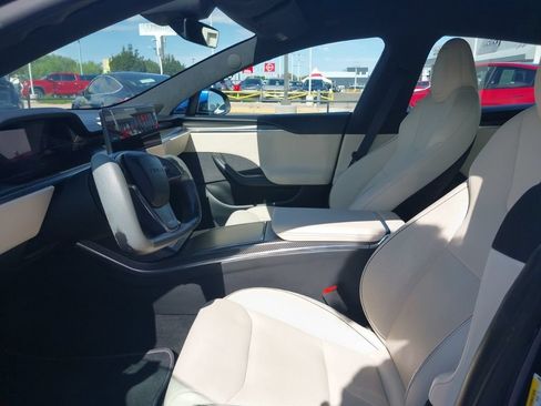 Used 2021 Tesla Model S Plaid AWD/4WD image 11