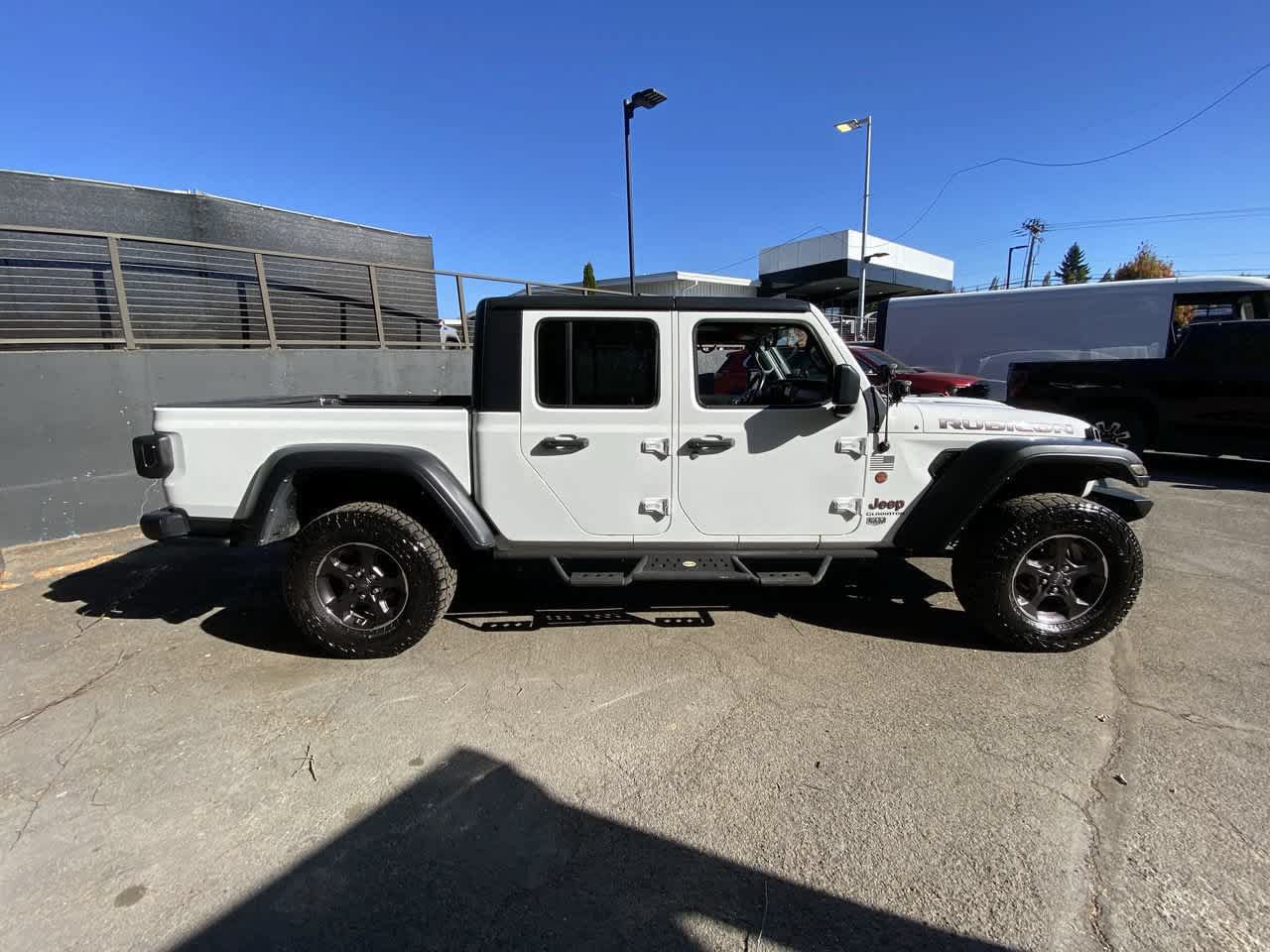Used 2021 Jeep Gladiator Rubicon AWD/4WD image 7