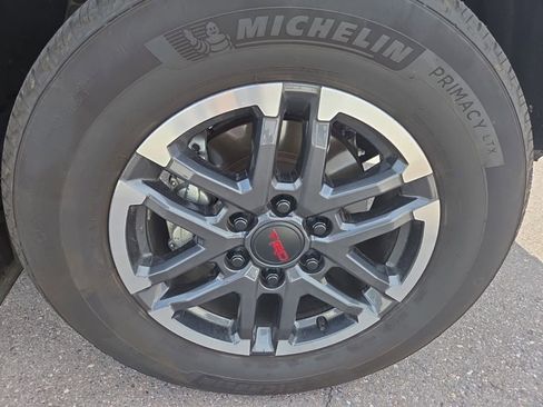 Used 2024 Toyota Tacoma TRD Sport AWD/4WD image 34