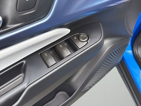 New 2026 Chevrolet Equinox EV LT AWD/4WD image 24