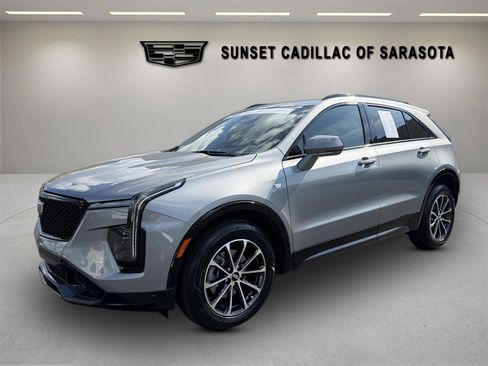 Certified 2024 Cadillac XT4 Sport w/ Cold Weather Package image 7