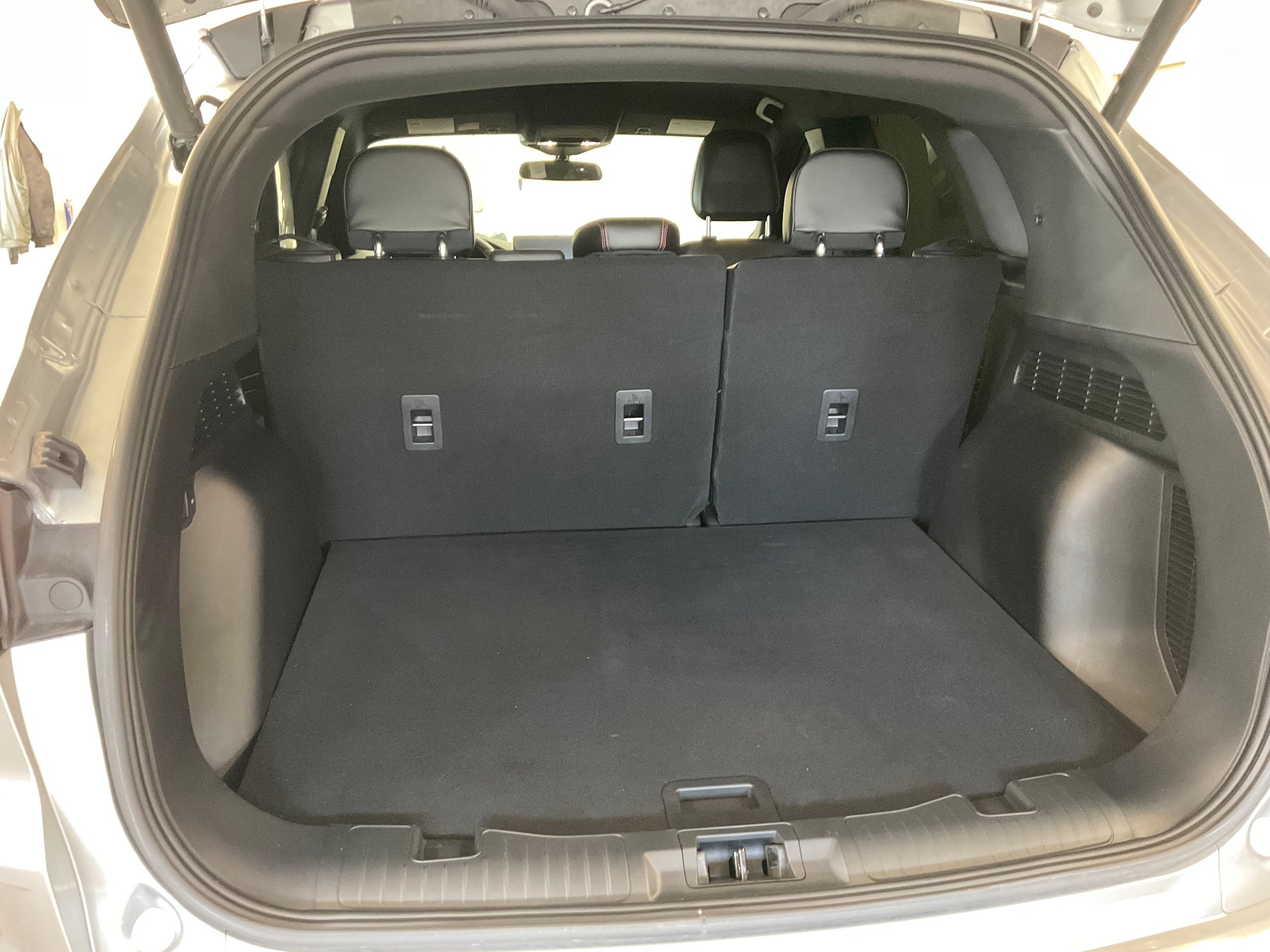 Used 2024 Ford Escape ST-Line w/ Tech Pack #1 AWD/4WD image 24