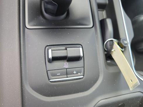 Used 2024 GMC Sierra 1500 Denali image 31