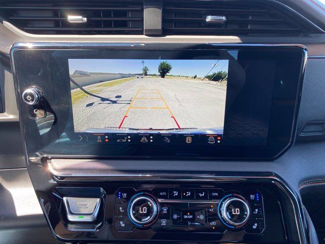 Used 2024 GMC Sierra 1500 AT4 w/ Technology Package AWD/4WD image 8