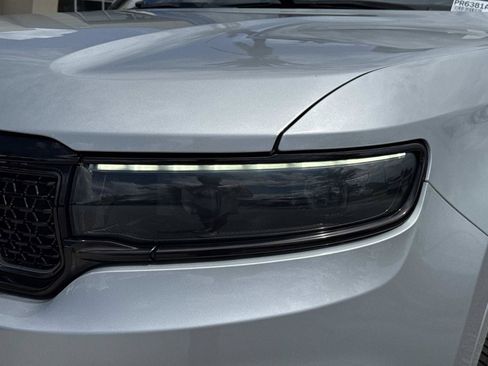 Used 2022 Jeep Grand Wagoneer Series II AWD/4WD image 9