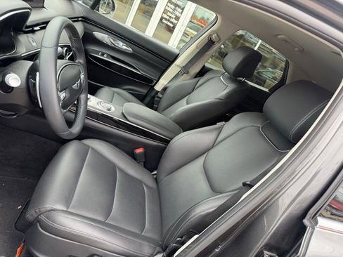 Certified 2024 Genesis GV70 2.5T image 20