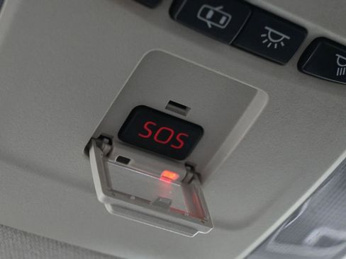 Used 2020 Toyota Corolla LE image 20