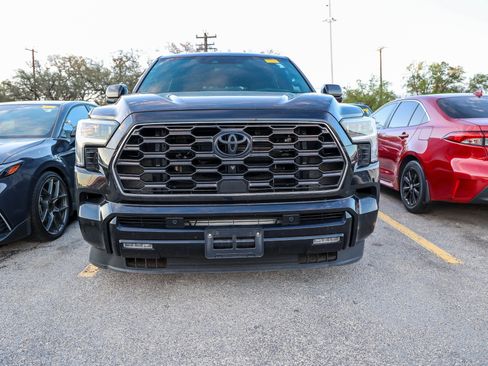 Used 2024 Toyota Sequoia Platinum image 4