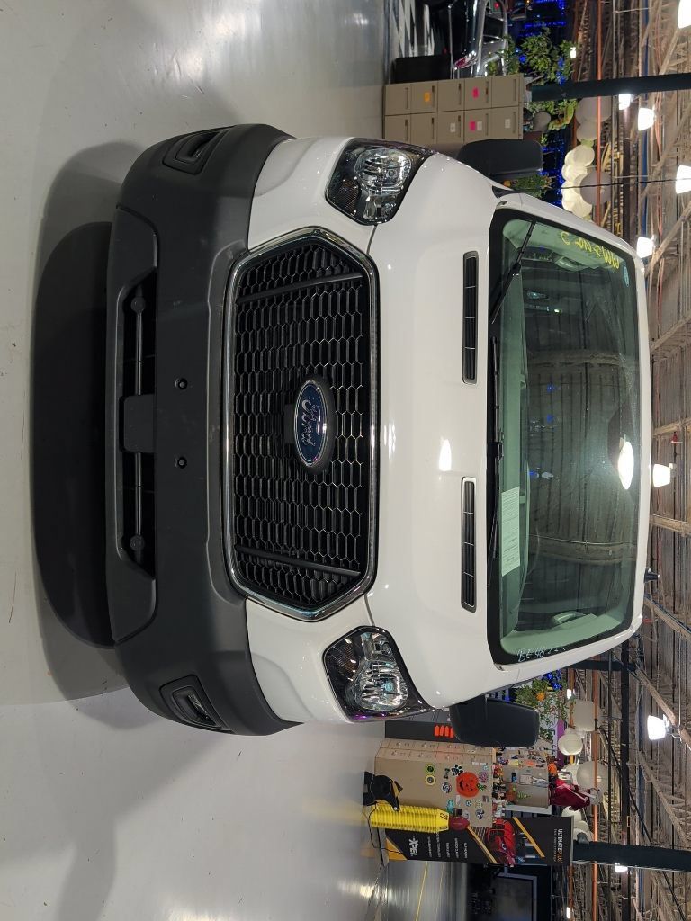 Used 2025 Ford Transit 250 Low Roof w/ Exterior Upgrade Package RWD image 4